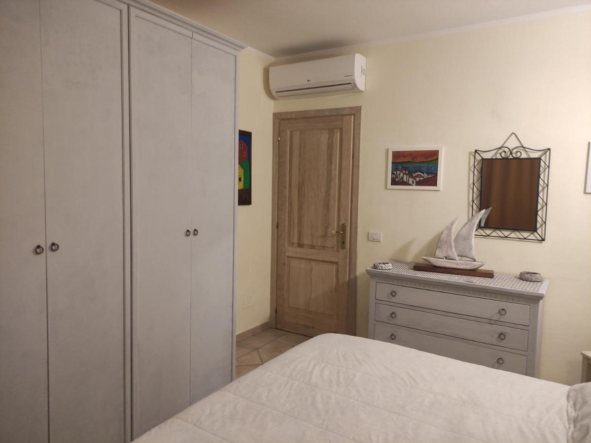 Residence Cala Moresca 15 Golfo Aranci Buitenkant foto